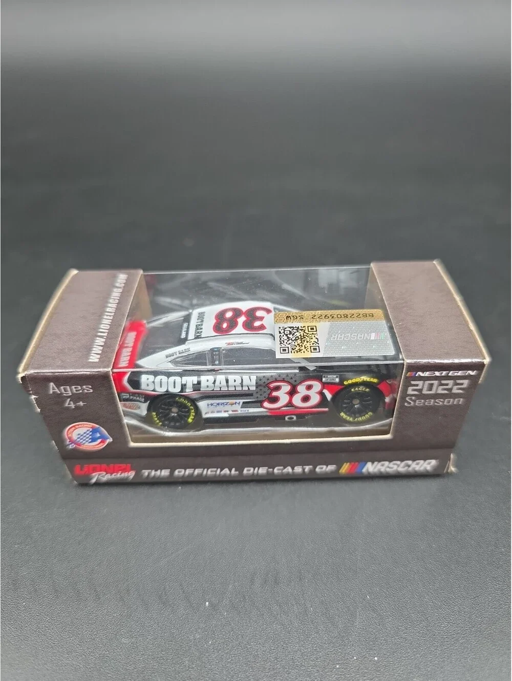 Lionel Racing 1/64 2022 Next Gen #38 Todd Gilliland Signed Diecast Car Nascar